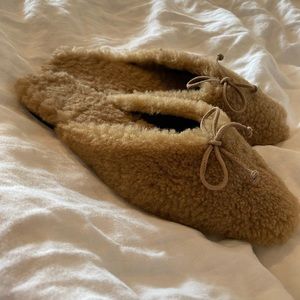 STAUD Gina Shearling Mules